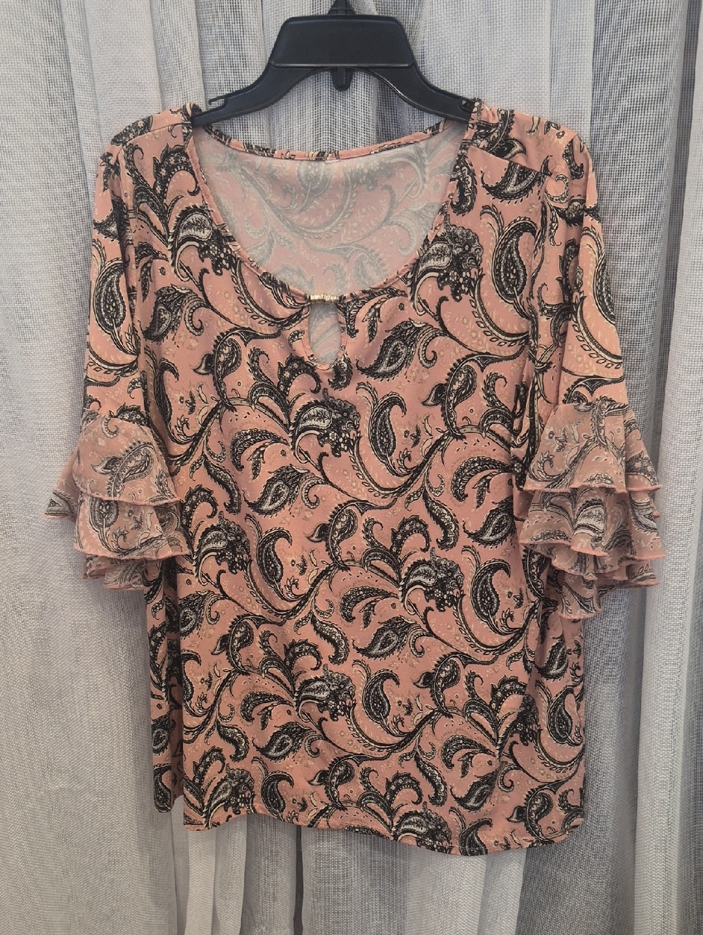 Women's Pink Paisley Ruffle Sleeve Top